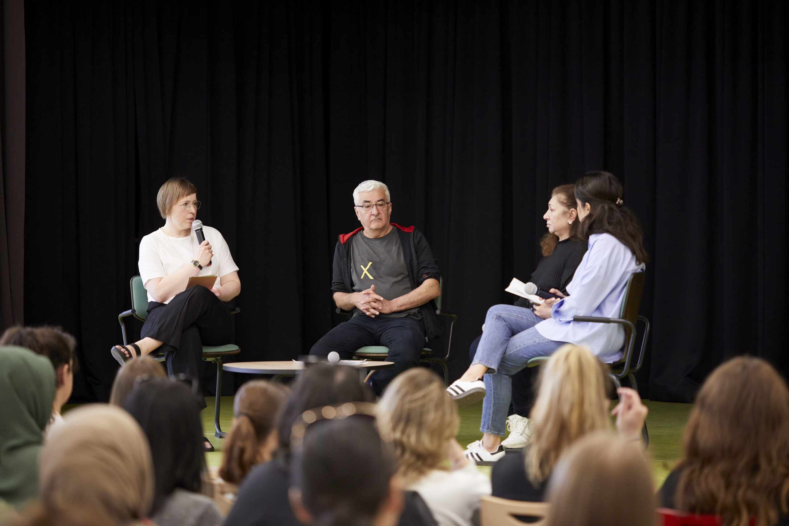 Erinnerung an migrantischen Widerstand – Zeitzeug:innengespräch mit Gülüstan Avcı und Gürsel Yıldırım